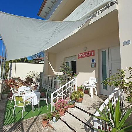 Beeliving Room&Breakfast (Adults Only) Riccione Esterno foto